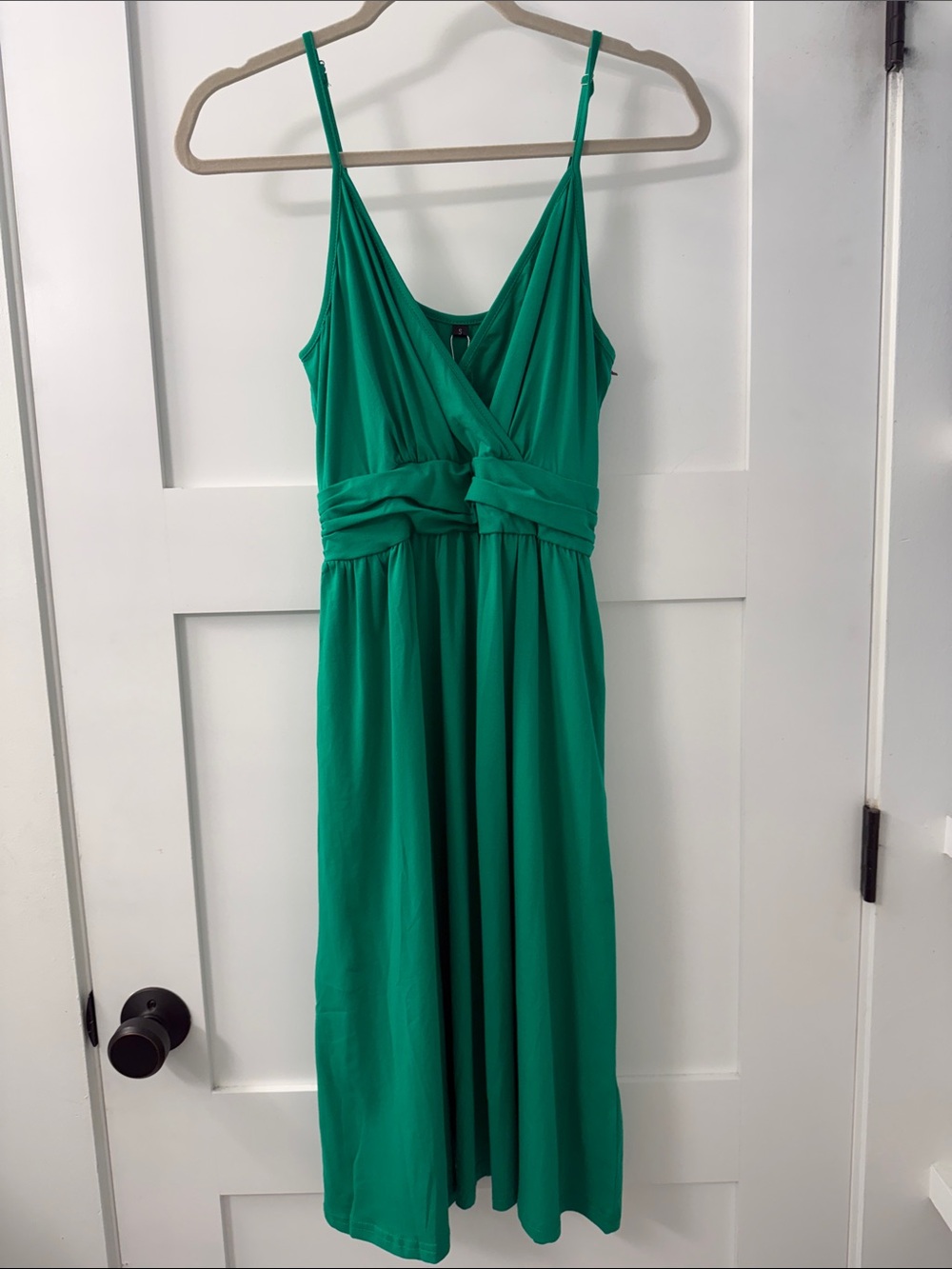 Green Spaghetti-Strap Midi Dress